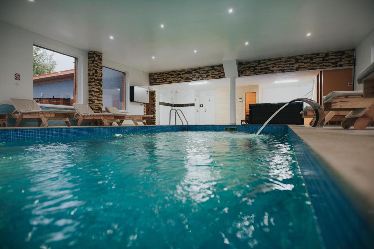 Wellness Resort Szecseny Jigodin Bai ภายนอก รูปภาพ