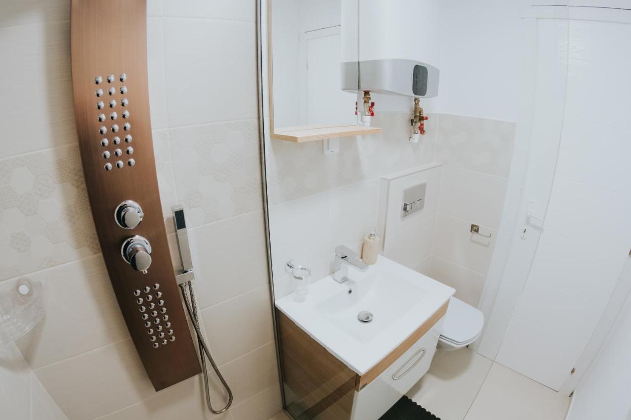 Wellness Resort Szecseny Jigodin Bai ภายนอก รูปภาพ